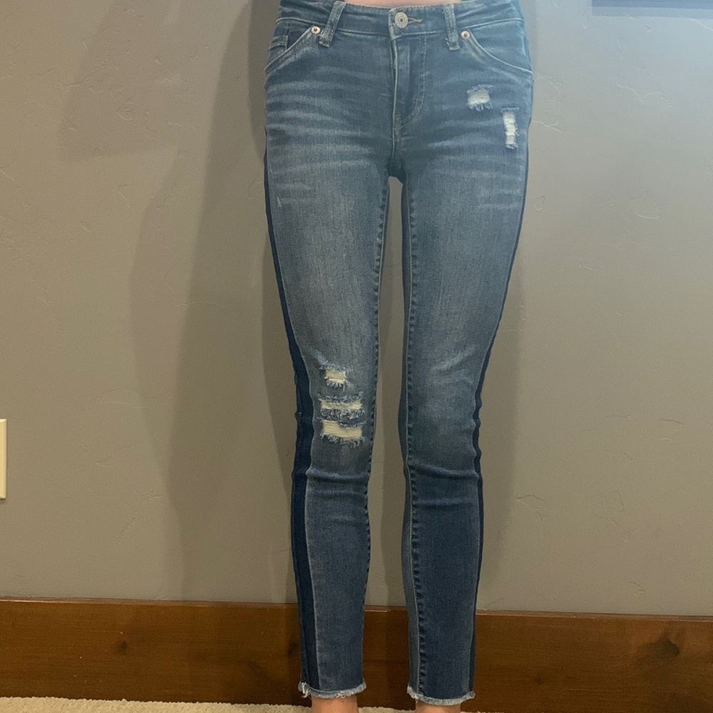 Levi’s 710 Super Skinny Low-Rise Jeans
